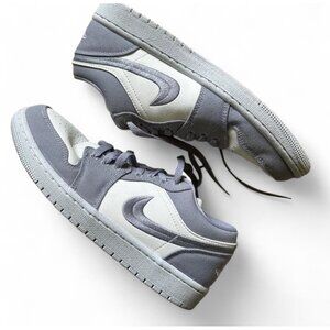 Air Jordan 1 Low SE Canvas Light Smoke Grey Sail | Women’s 7.5
